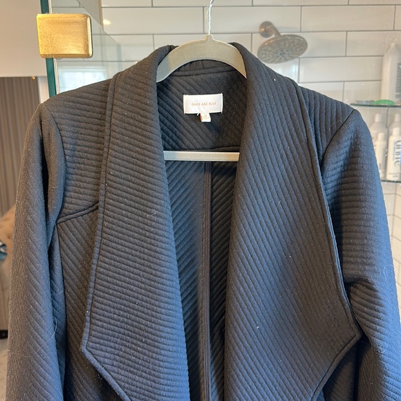 Skies Are Blue Jackets & Blazers - Skies are blue, comfy blazer